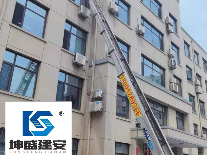 坤盛建安公司——大連市甘井子區(qū)稅務(wù)局工程現(xiàn)場(chǎng)